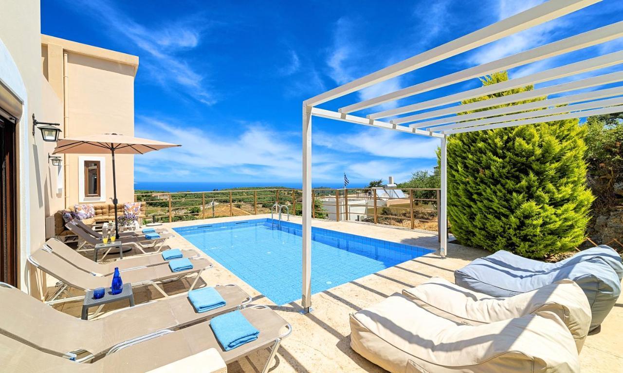 Cretan Sunny Villa Κουρνάς Εξωτερικό φωτογραφία