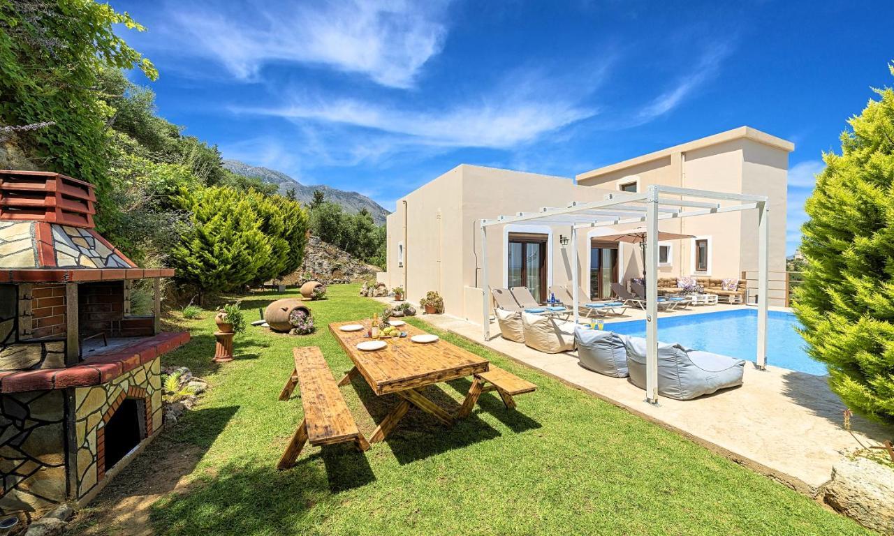 Cretan Sunny Villa Κουρνάς Εξωτερικό φωτογραφία